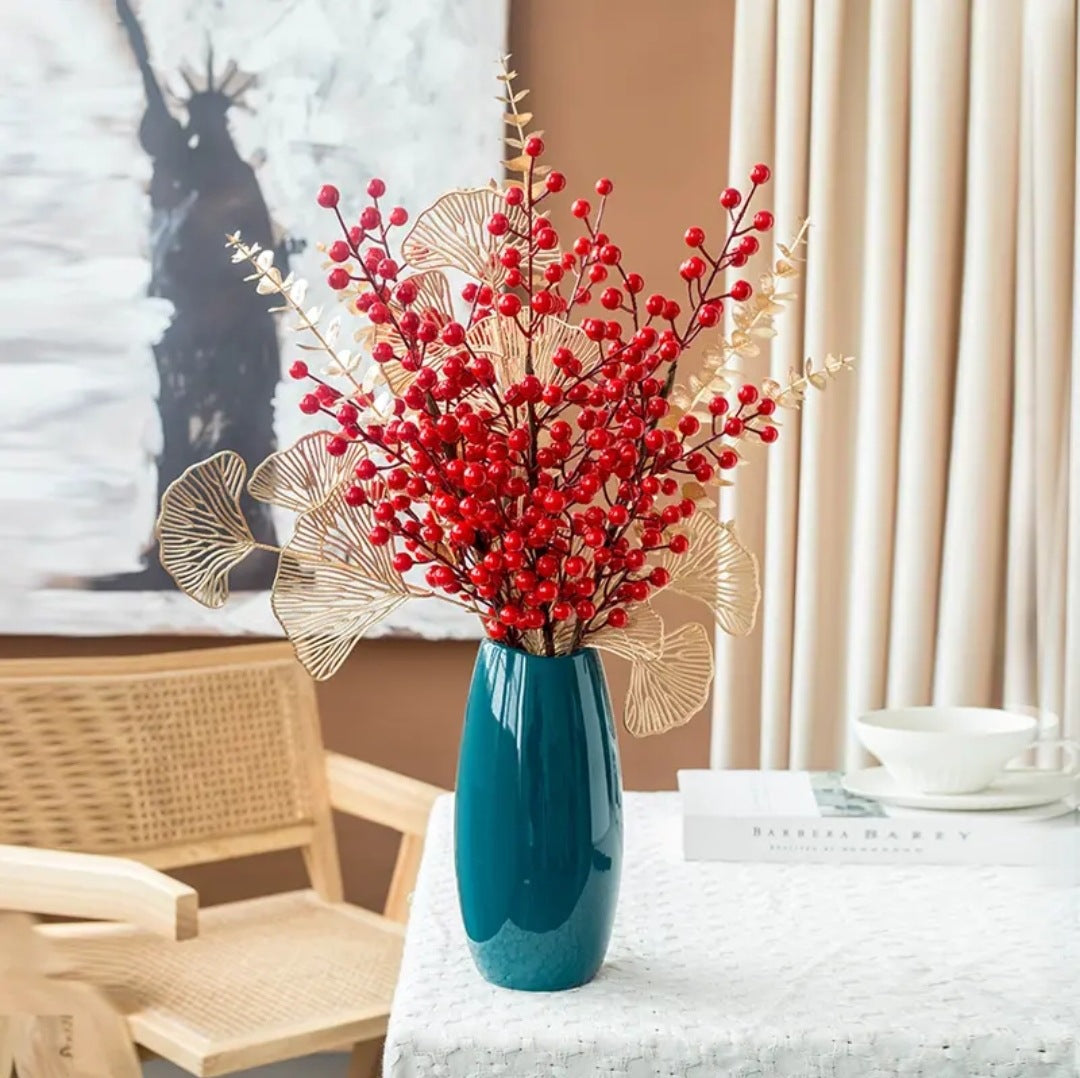 Dekorative Blumenarrangement  1790319805