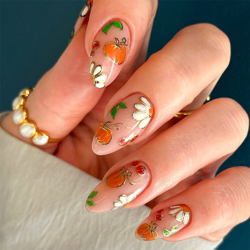 Elegant dekoriertes Kunstnagelset Brehn