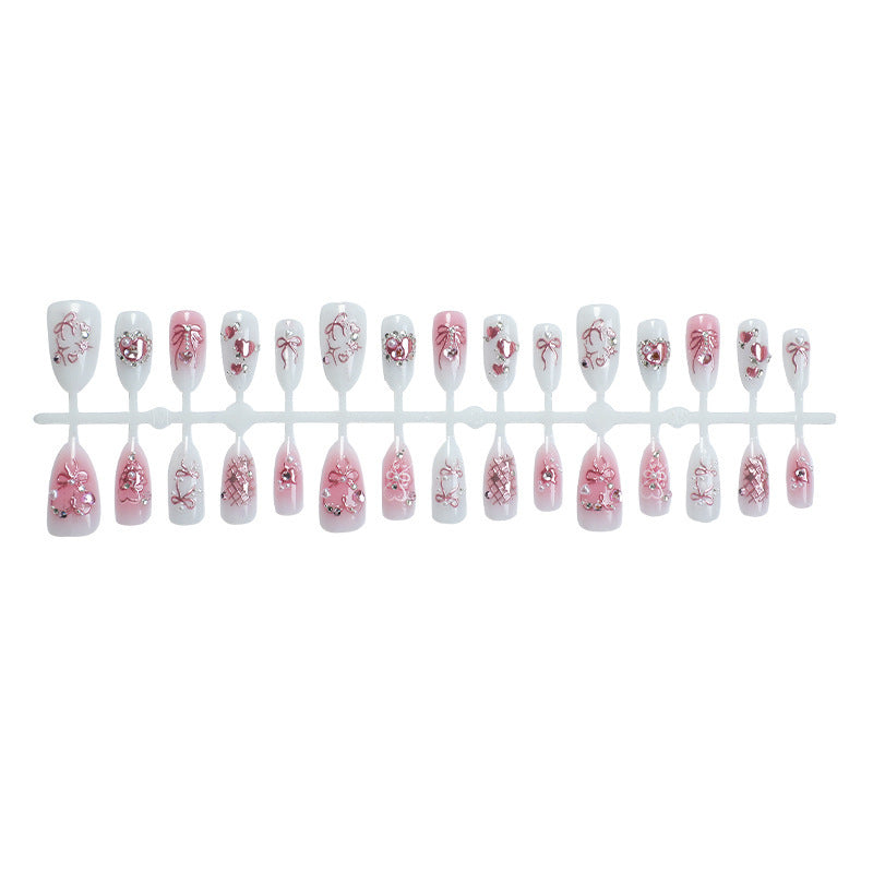 Elegantes Kunstnagelset mit floralen und Glitzerdetails Brehn