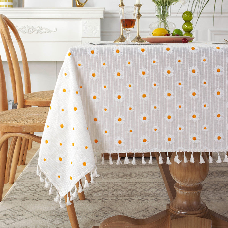 Elegante Blumengestickte Tischdecke