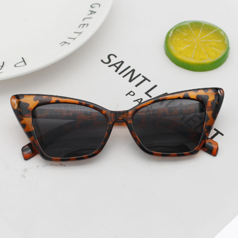 Damen Modische Cat-Eye Sonnenbrille mit hochwertiger Rahmenstruktur Brehn
