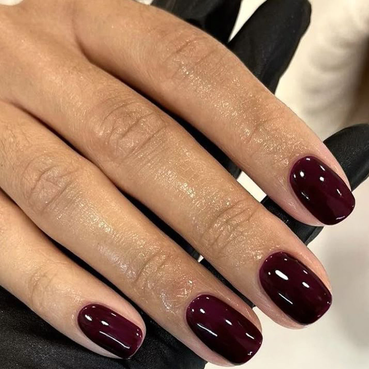 Hochwertige und elegante Nagelkunst Brehn