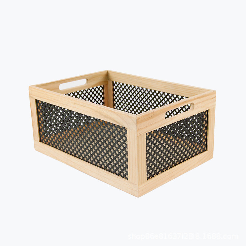 Holzlagerbox mit dekorativen Mesh-Elementen