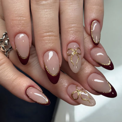 Elegante Stiletto-Nagelkunstverlängerungen mit goldenen Akzenten Brehn 1789713348