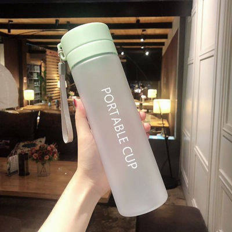Damen stilvolle Glas-Trinkflasche Brehn