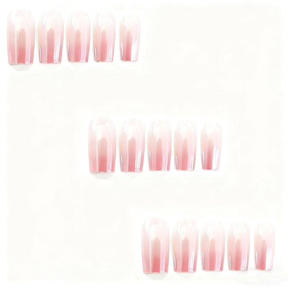 Glänzende Ombre-Nagelverzierungen Brehn