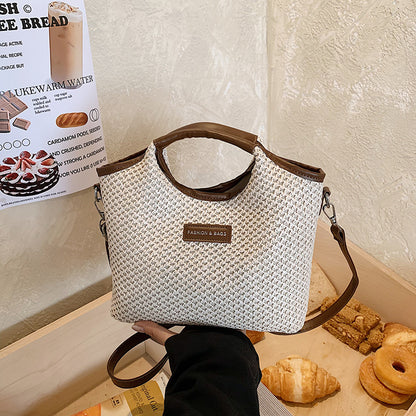 Stylishe gewebte Handtasche