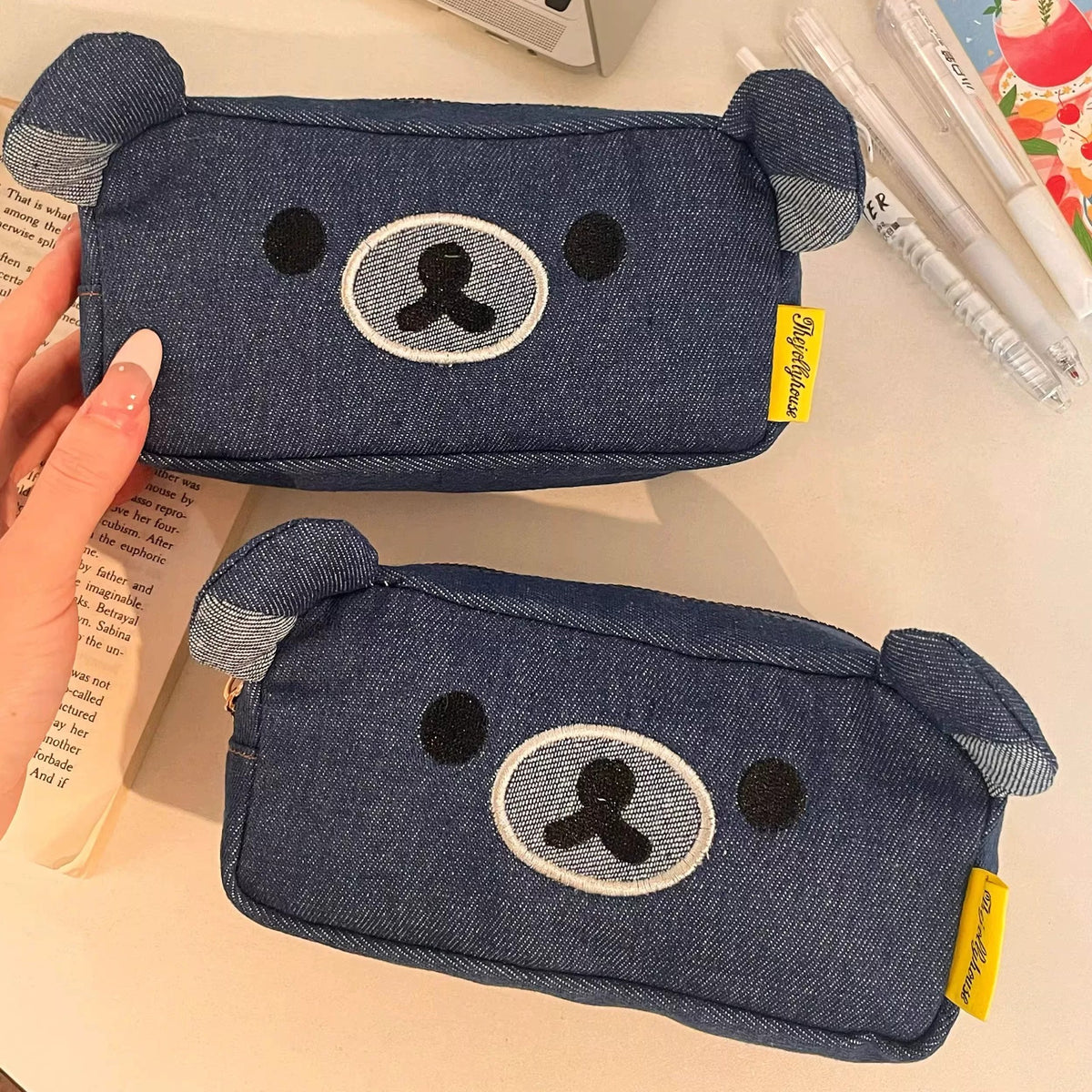 Niedlicher bärförmiger Denim-Stiftehalter