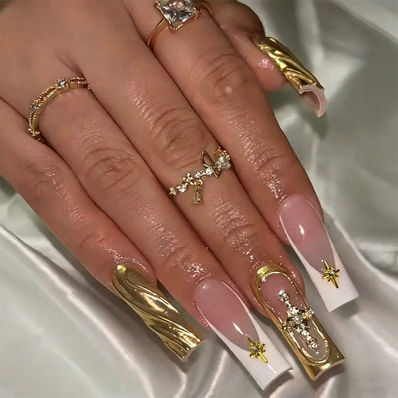 Glamouröses Kunstnagel-Set Brehn