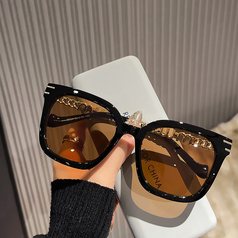 Damen trendige quadratische Sonnenbrille mit elegantem Rahmen und stylishem Goldakzent Brehn