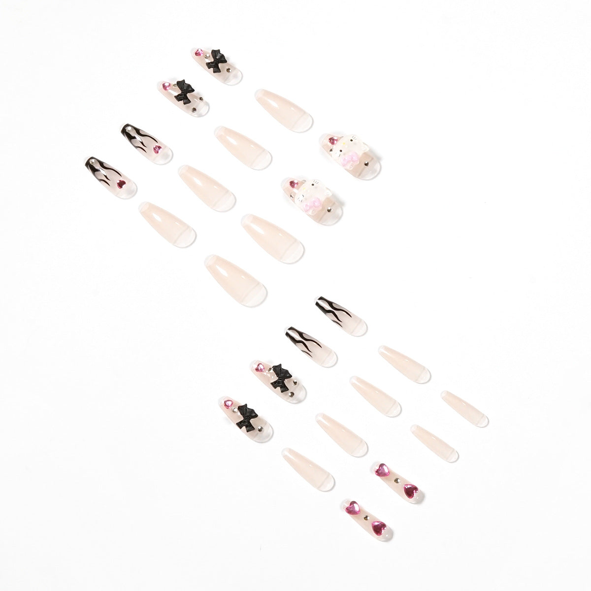 Kunstvolle Nagelverlängerungen mit Hello Kitty und floralen Akzenten Brehn