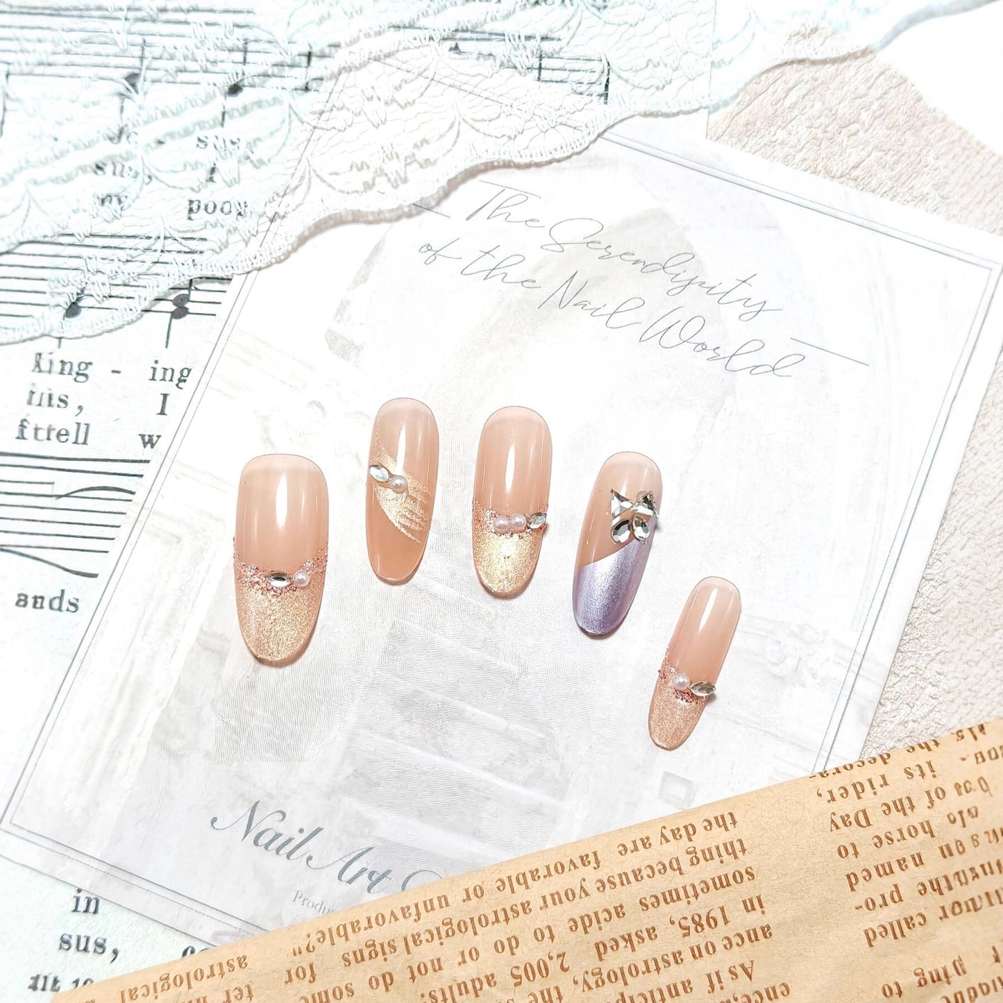 Glamouröses Nagelset mit Strass Brehn