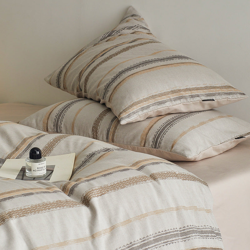 Elegante Bettwäschegarnitur aus Baumwoll-Lyocell-Mix mit feinem Blumenjacquard und verdecktem Hotelverschluss