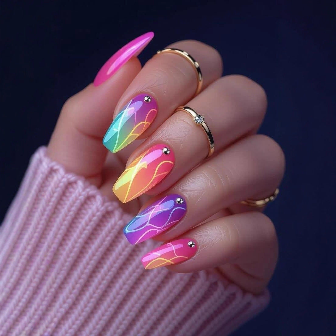 Kunstvolle Nagelverzierungen mit 3D-Motiven Brehn