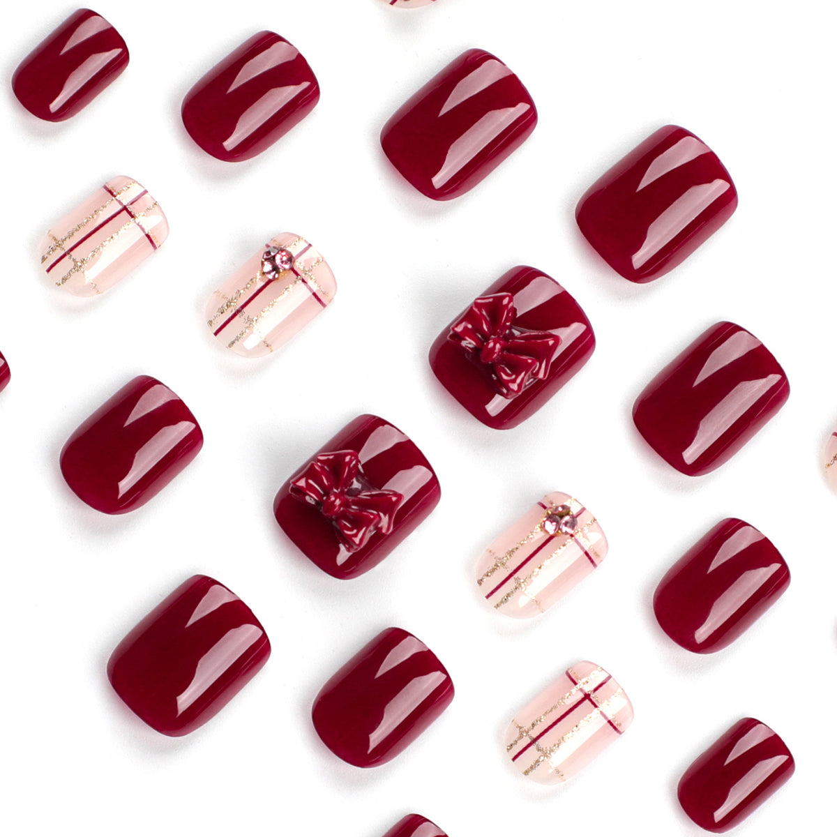 Kunstvolle Nagelverzierung mit eleganten Details Brehn