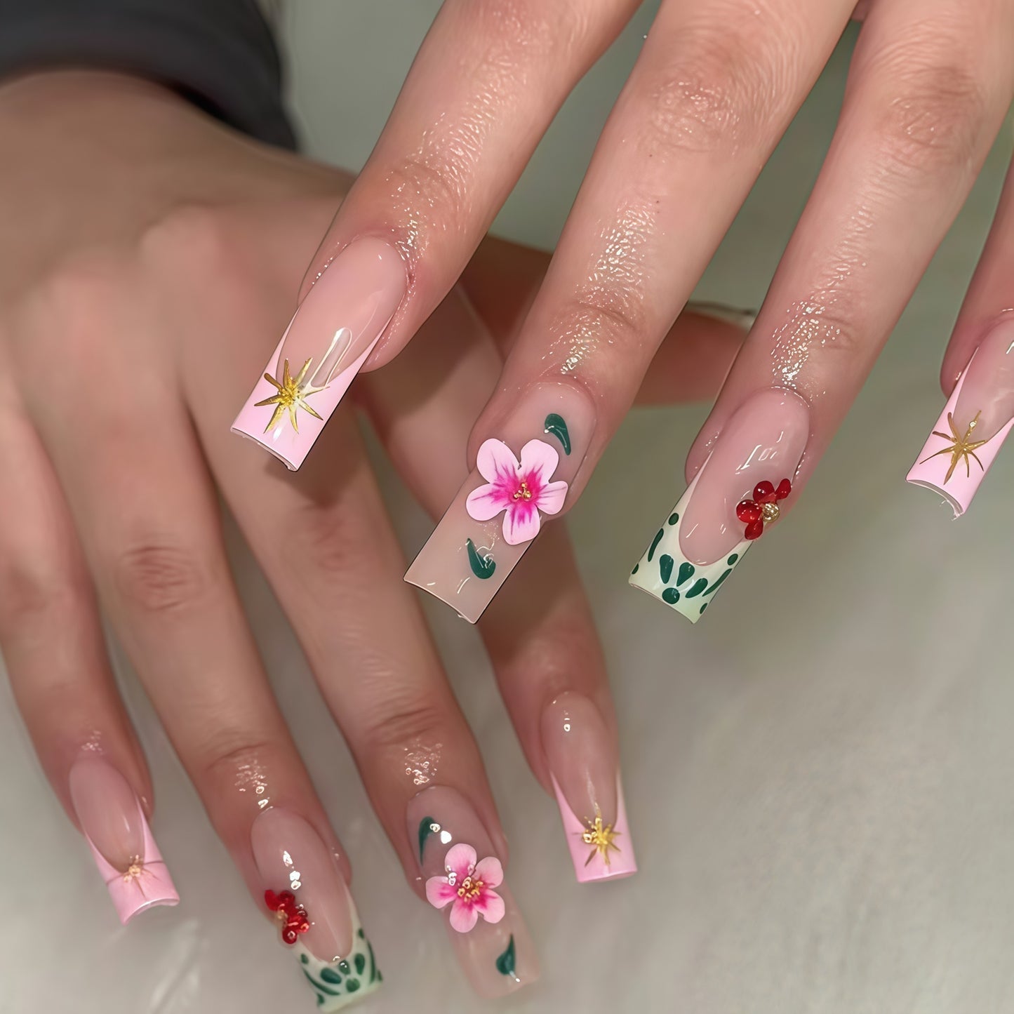 Dekorative Nagelkunst Brehn