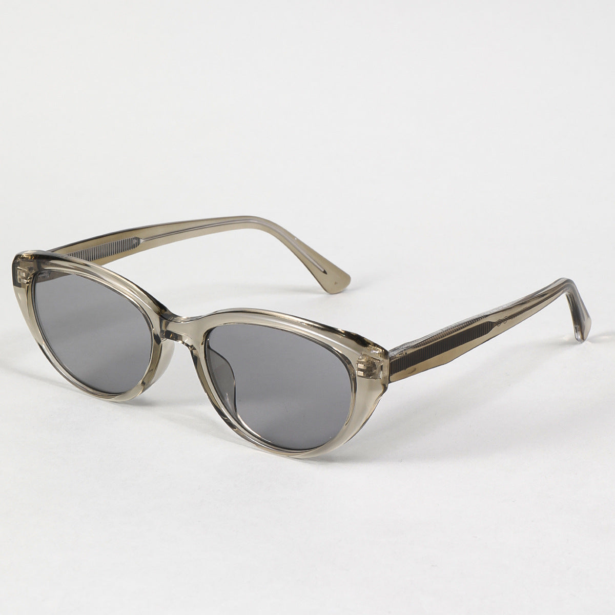 Damen Sonnenbrille im Cat-Eye Stil mit innovativem Rahmen Brehn