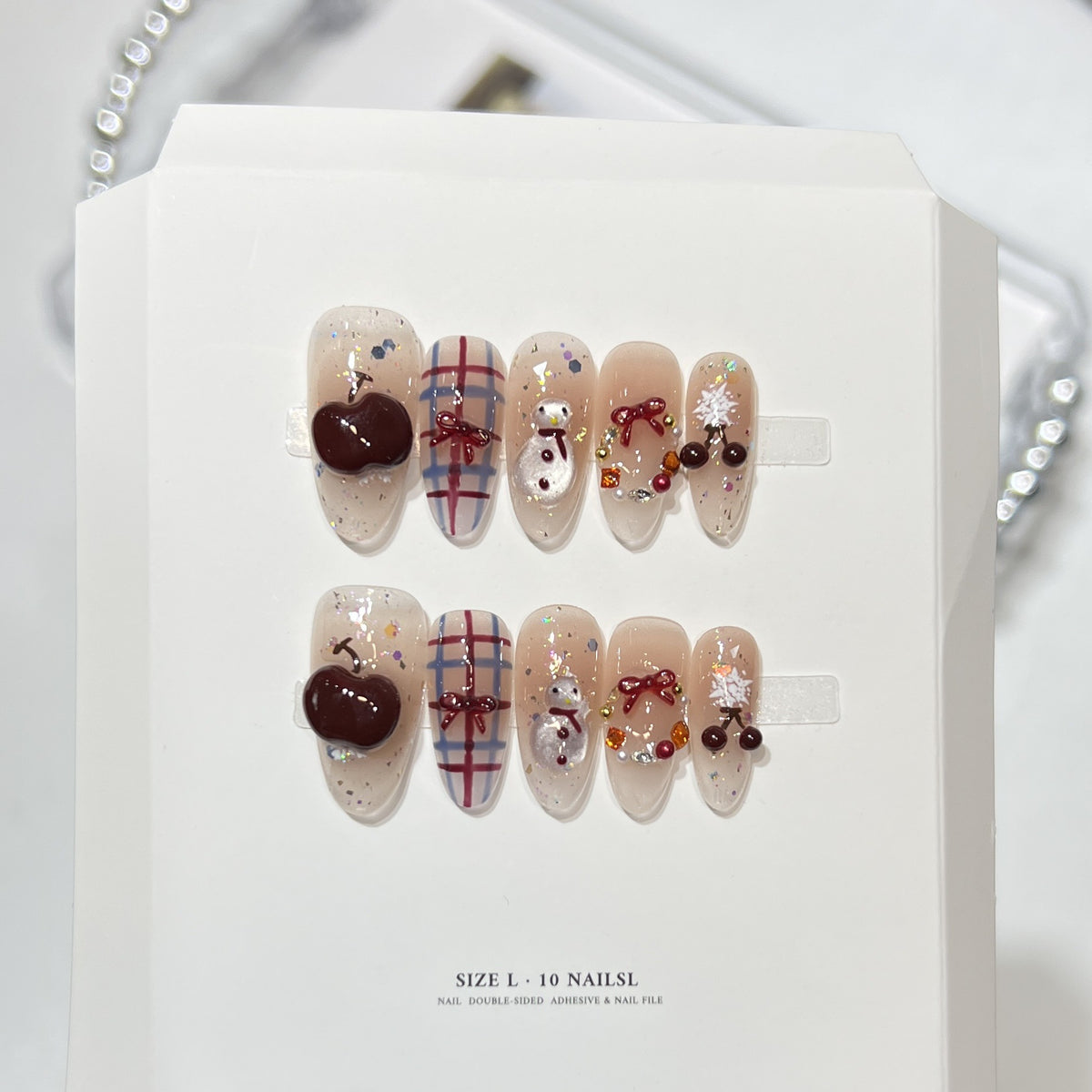 Glitzerndes Press-On Nagelkunst-Set mit Schneeflocken-Design Brehn