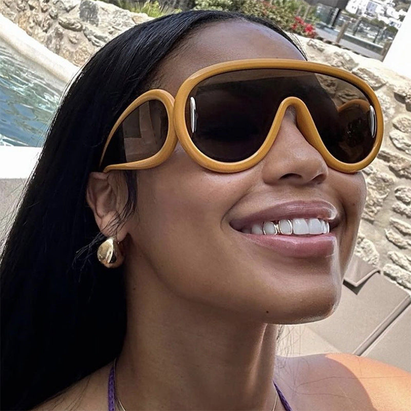 Damen sportliche Schutzbrille im innovativen Design Brehn