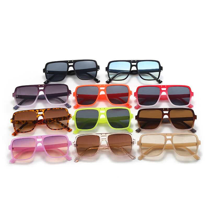 Damen quadratische oversized Sonnenbrille mit modischem transparentem Rahmen Brehn