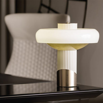 Elegante Retro-Tischlampe