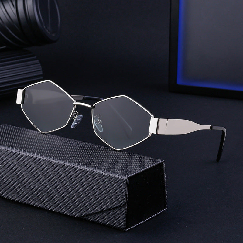 Damen geometrische Sonnenbrille mit modernem Rahmen Brehn