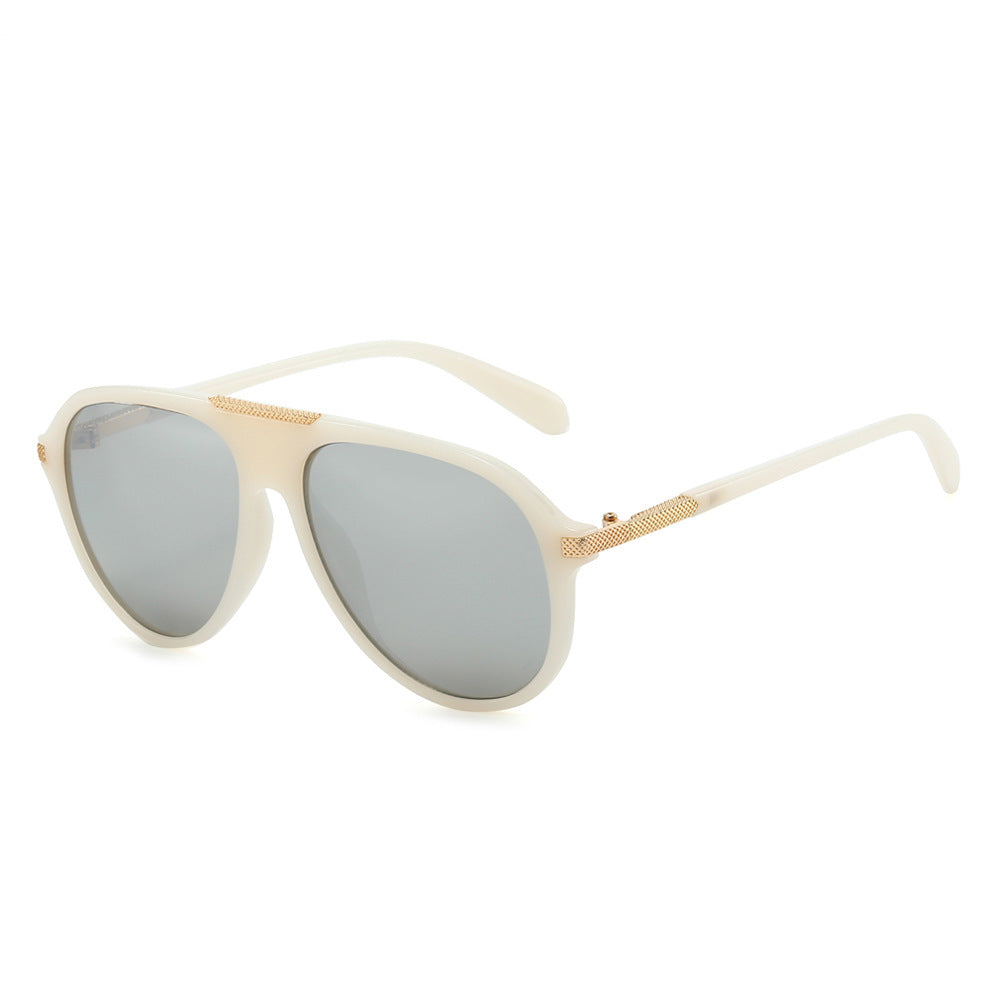 Oversized Aviator Sonnenbrille mit metallischen Akzenten Brehn