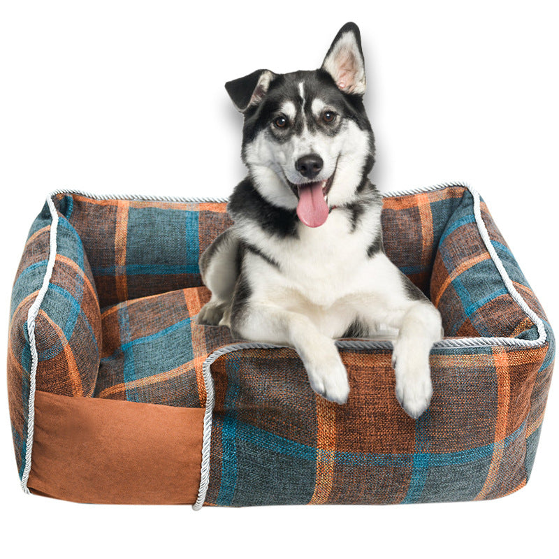 Gemütliches Plaid Hundebett