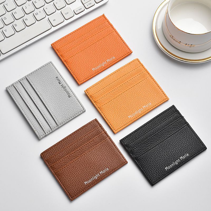 Minimalistischer Lederkartenhalter