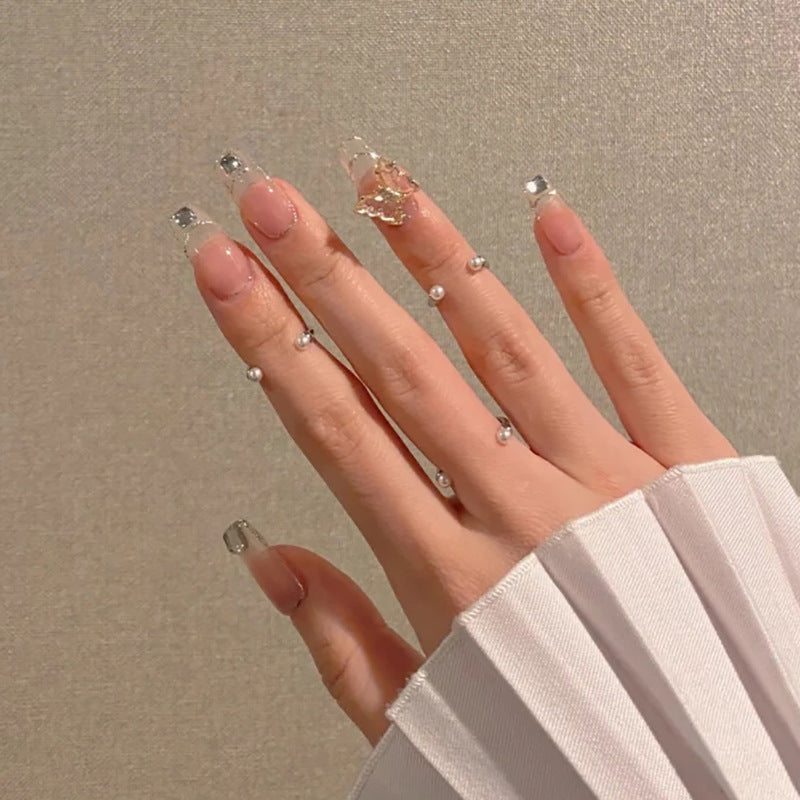 Elegante dekorative Nagelkunst
