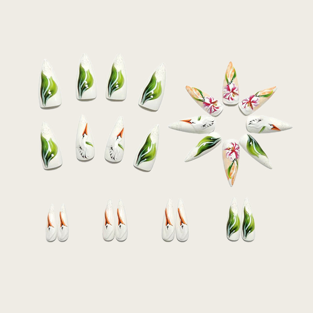 Kunstnagel-Set mit Floralem Storchendesign Brehn