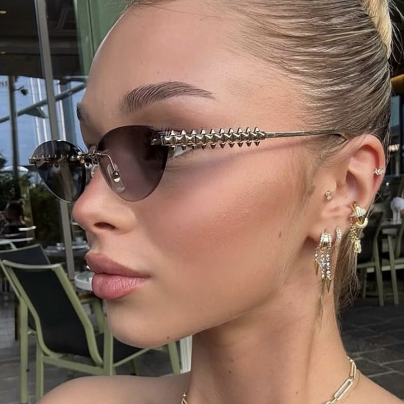 Damen Sonnenbrille im modernen, geometrischen Design mit stylishem Metallrahmen und UV-Schutz Brehn