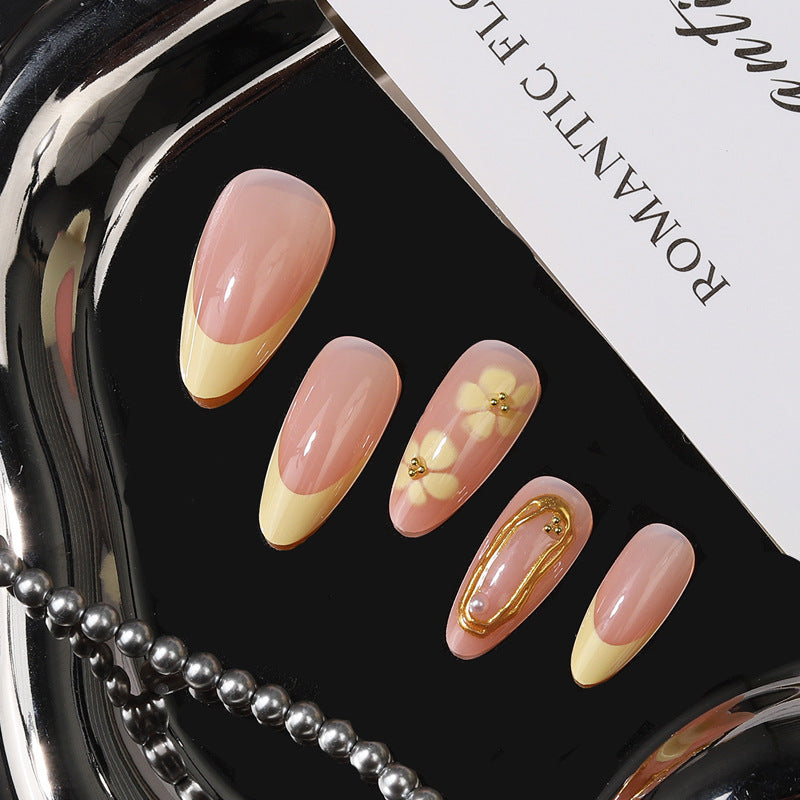 Elegante florale Press-On-Nagel-Set Brehn
