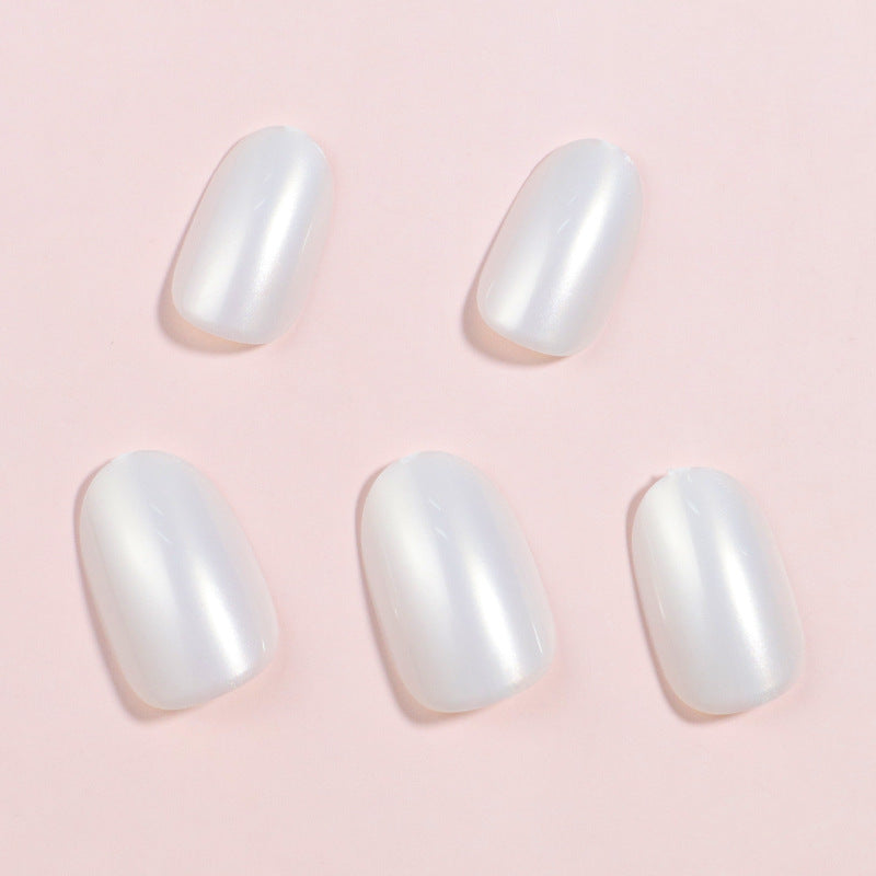 Glatte französische Press-On-Nagelset mit elegantem Finish Brehn