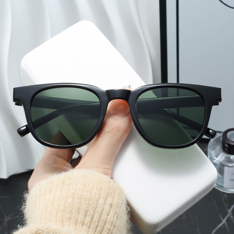 Damen modische Cat-Eye Sonnenbrille mit hochwertigem Kunststoffrahmen Brehn