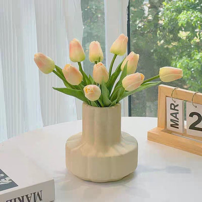 Elegante dekorative Blumenvase