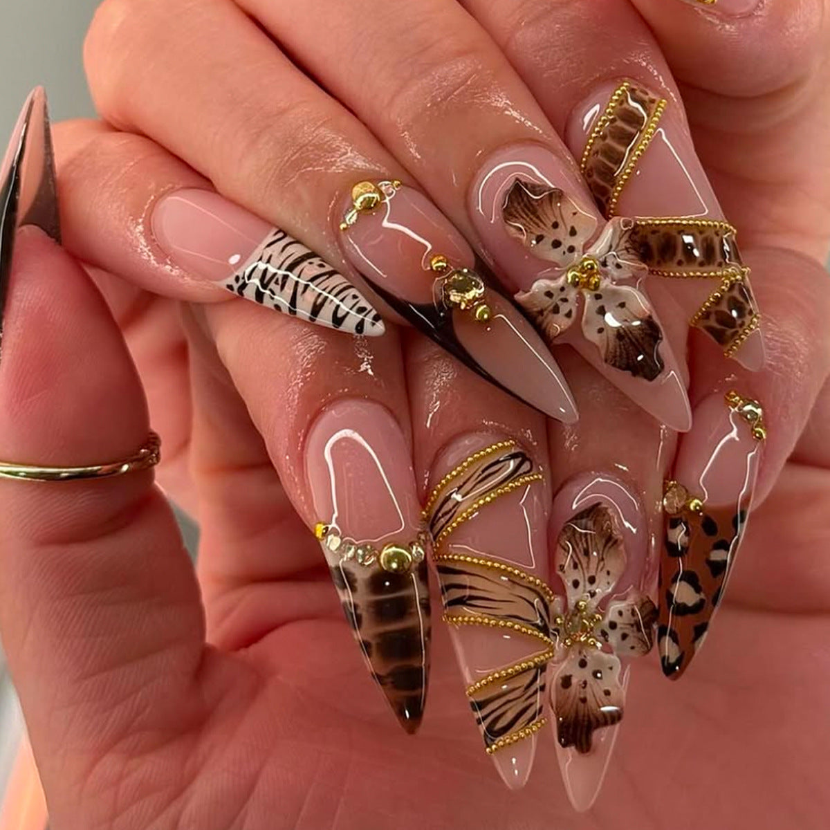 Künstliche Stiletto Kunstnägel mit Glamourösen Tiermotiven Brehn