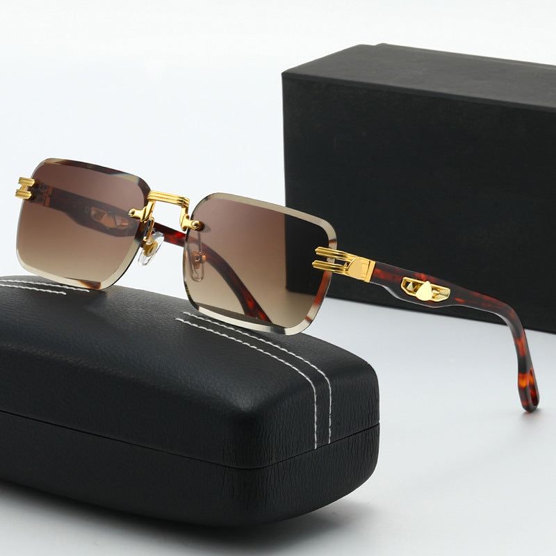 Damen stilvolle quadratische Korrektionsbrille Brehn