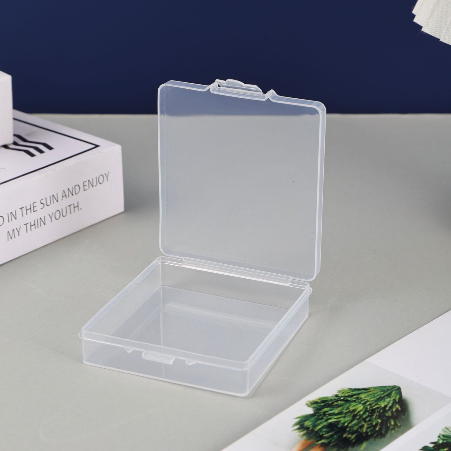 Kompakte quadratische Aufbewahrungsbox Brehn