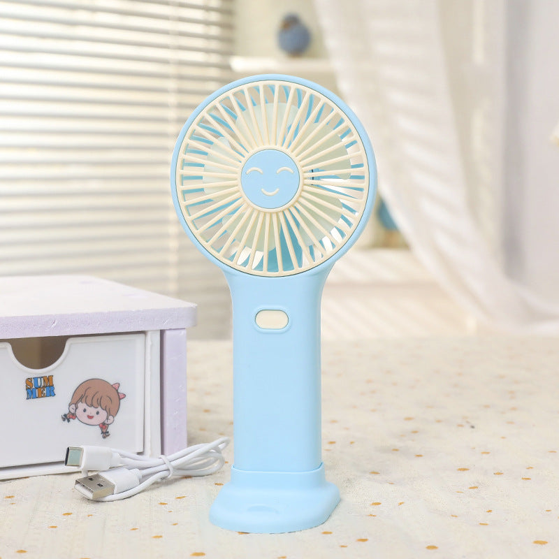 Damen Tragbarer Handventilator mit ergonomischer Form und USB-Ladefunktion Brehn