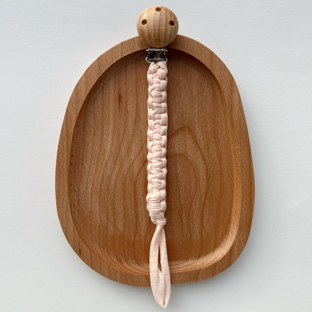 Geflochtener Baumwoll-Schnullerclip mit Holz-Sicherheitsclip