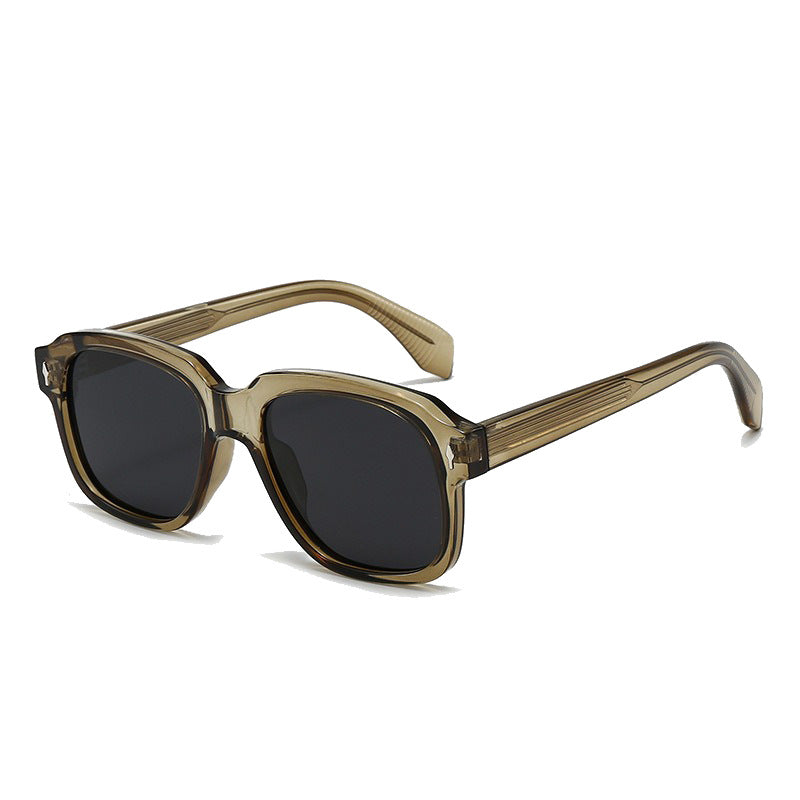 Damen Modische quadratische Sonnenbrille mit transparentem Rahmen und robusten Gläsern Brehn
