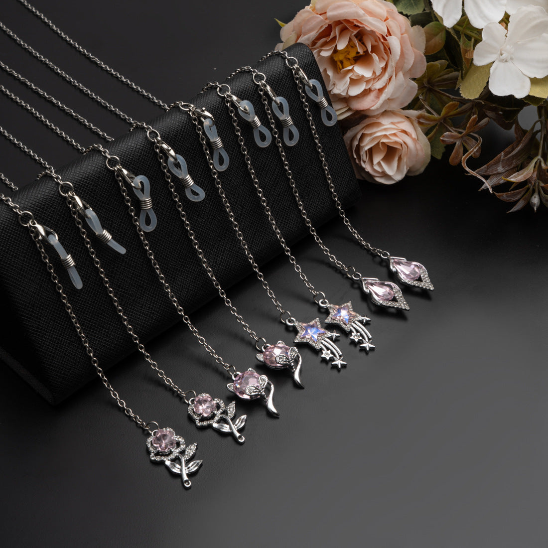 Floral Charm Brillen Kette Brehn