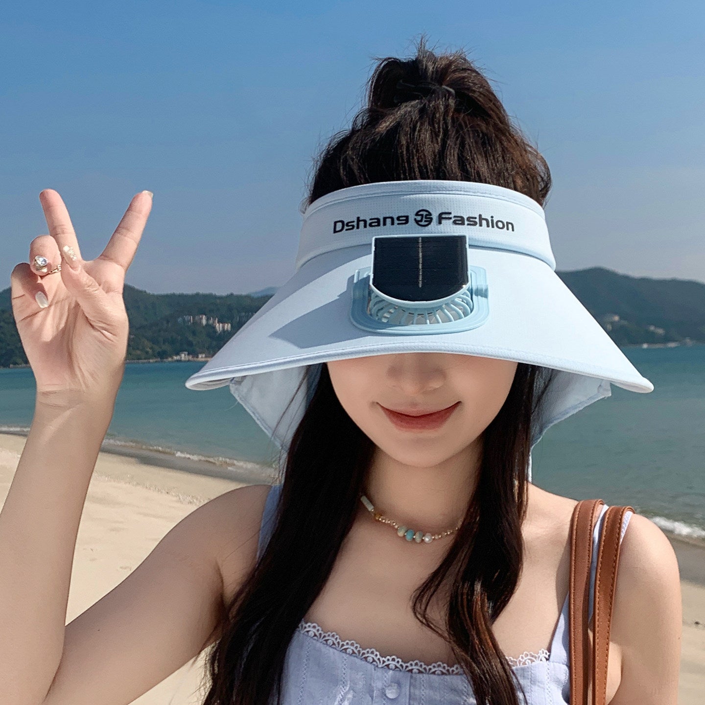 Visier mit abnehmbarem Solarclip-Ventilator und UV-Schutz-Nackenband Brehn