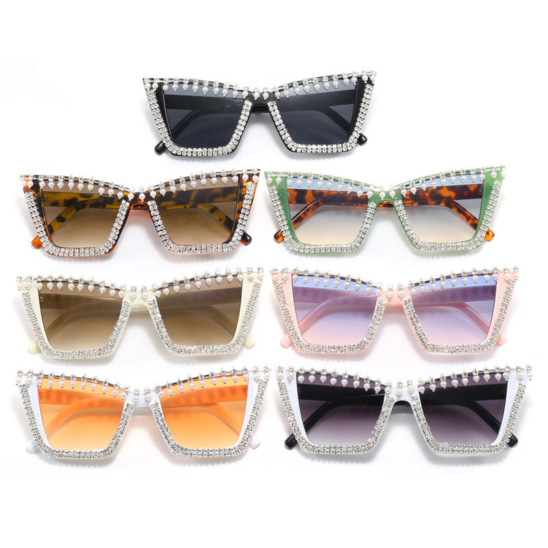 Damen Glamouröse Designer-Sonnenbrille mit funkelndem Rahmen Brehn