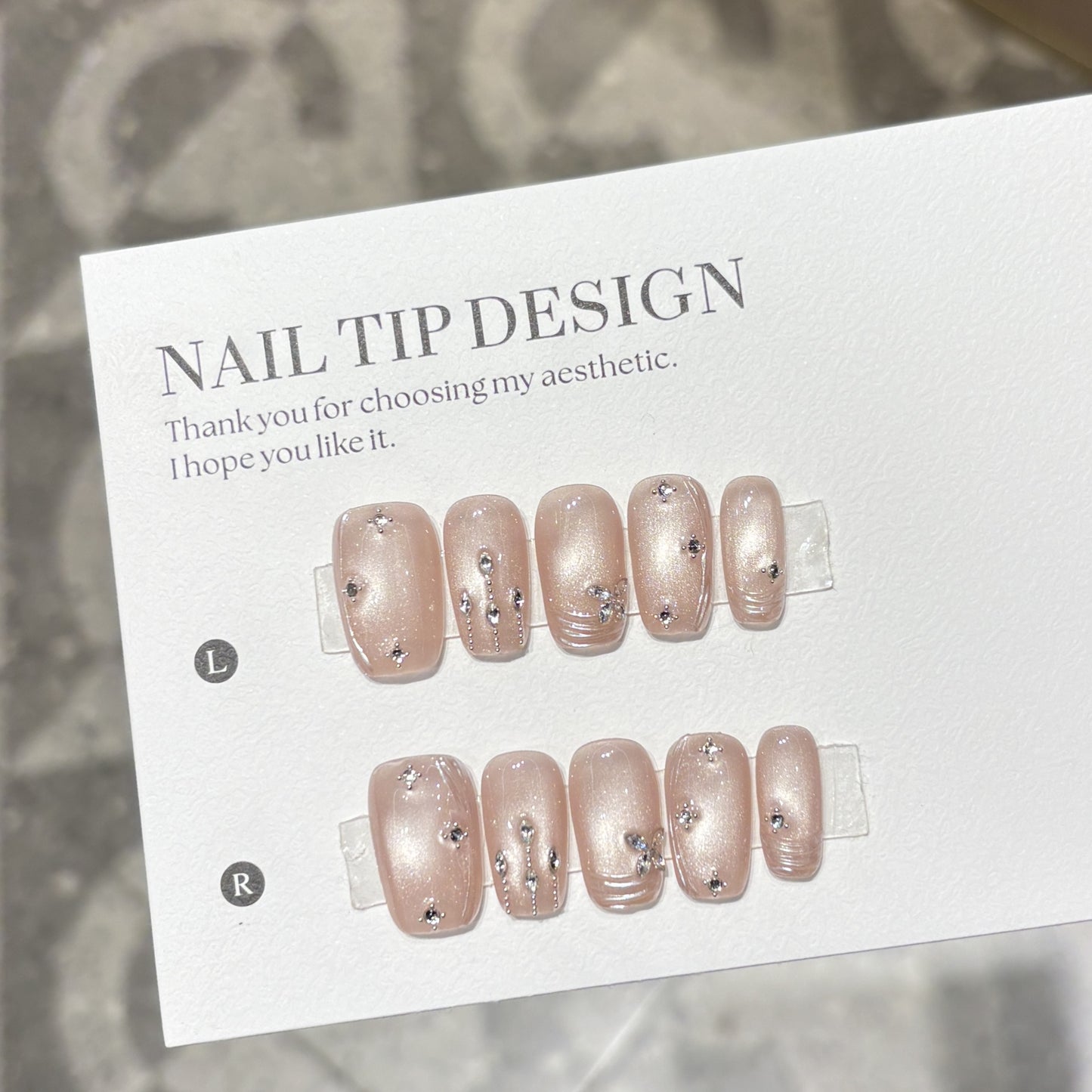 Kunstnägel mit Glamourösen Strass-Design Brehn
