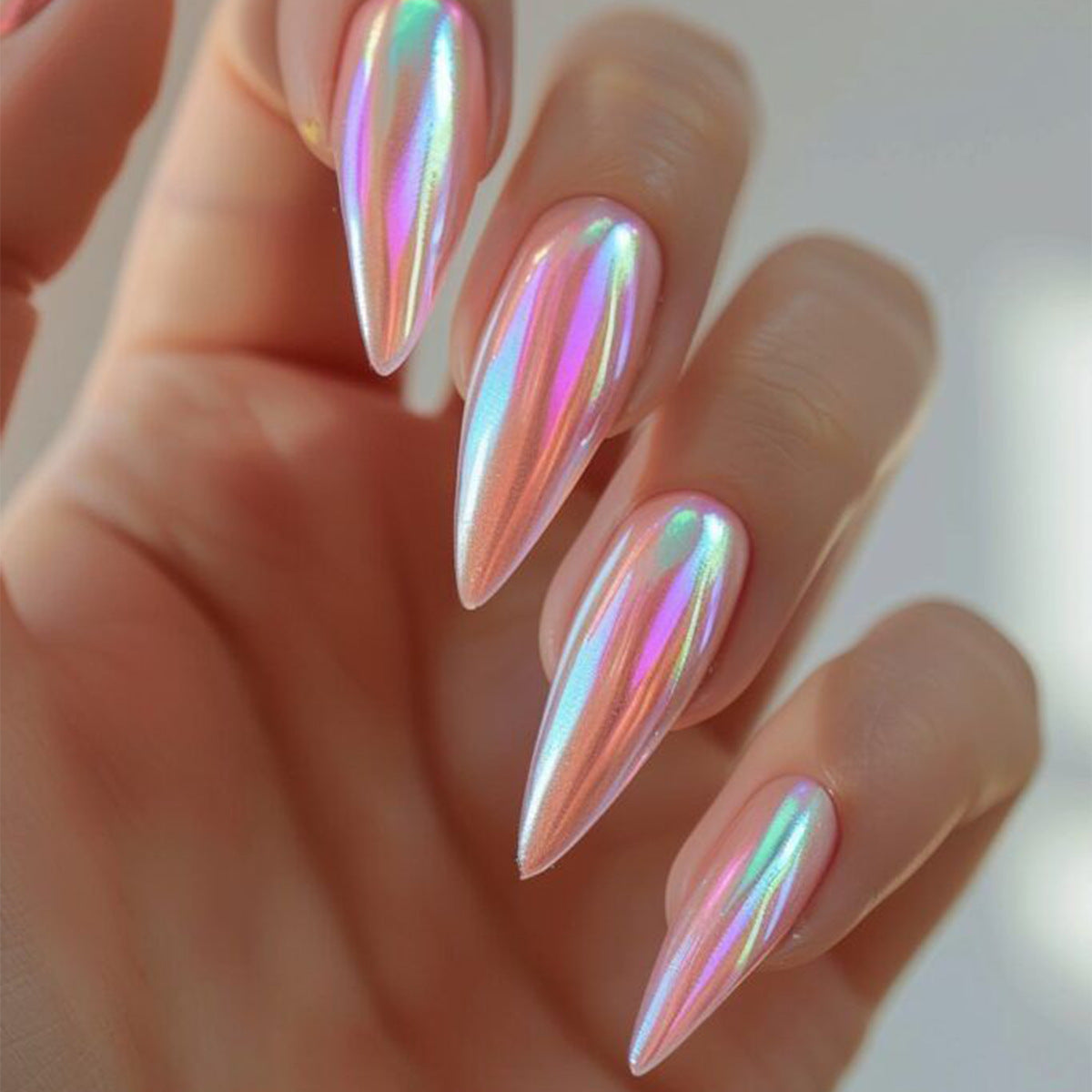 Metallic Stiletto-Nagelverlängerungen Brehn