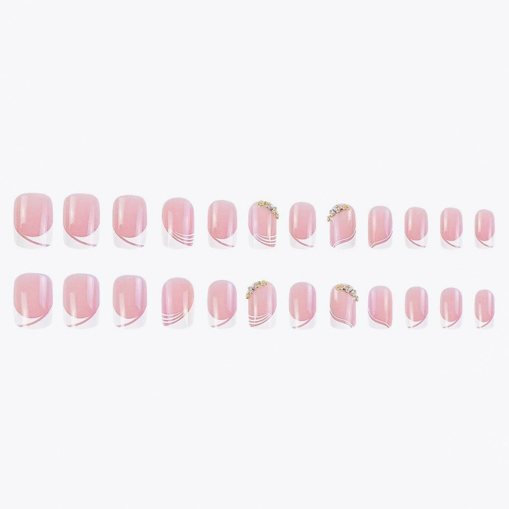Kunstnageldesign mit eleganten Akzenten Brehn