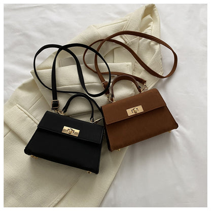 Strukturierte Handtasche