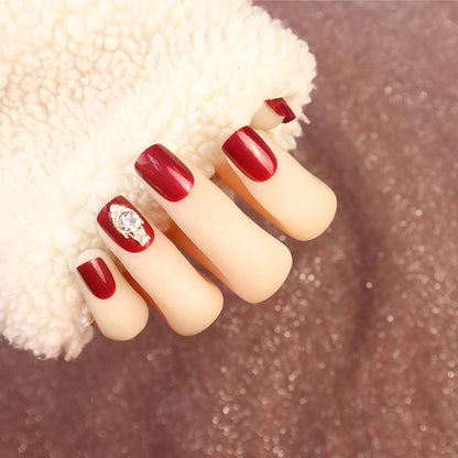 Luxuriöses Press-On-Nail-Art-Set mit Strassakzenten Brehn